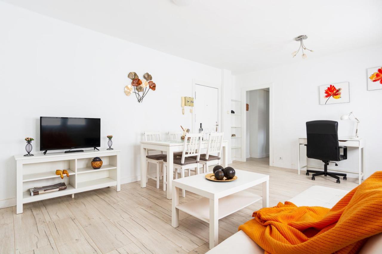 Apartamento Tenor Fleta Apartment Zaragoza Exterior photo